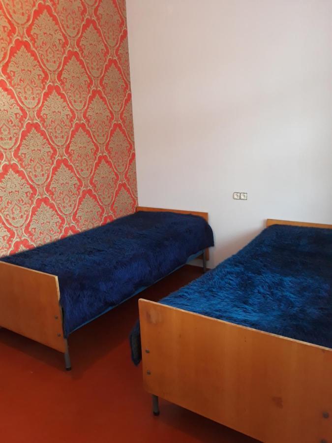 Megobroba Inn Dzentsmani Esterno foto